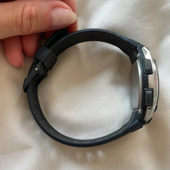 Casio  Watch - Picture 3 of 10